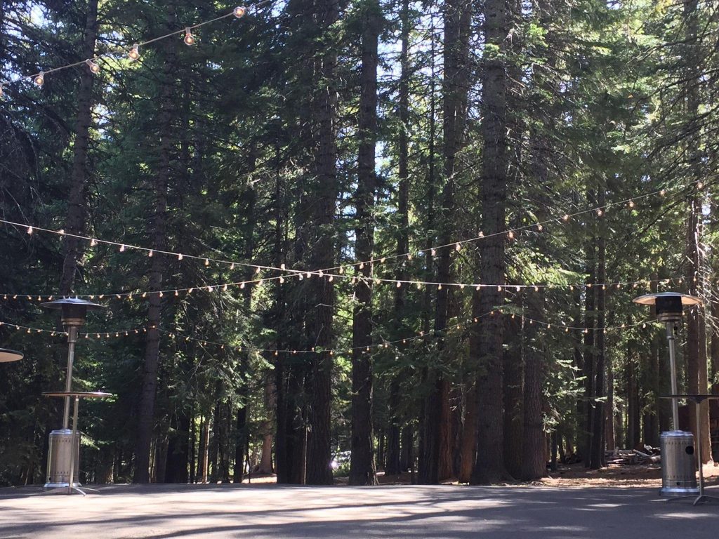 skyliner lodge wedding bend oregon