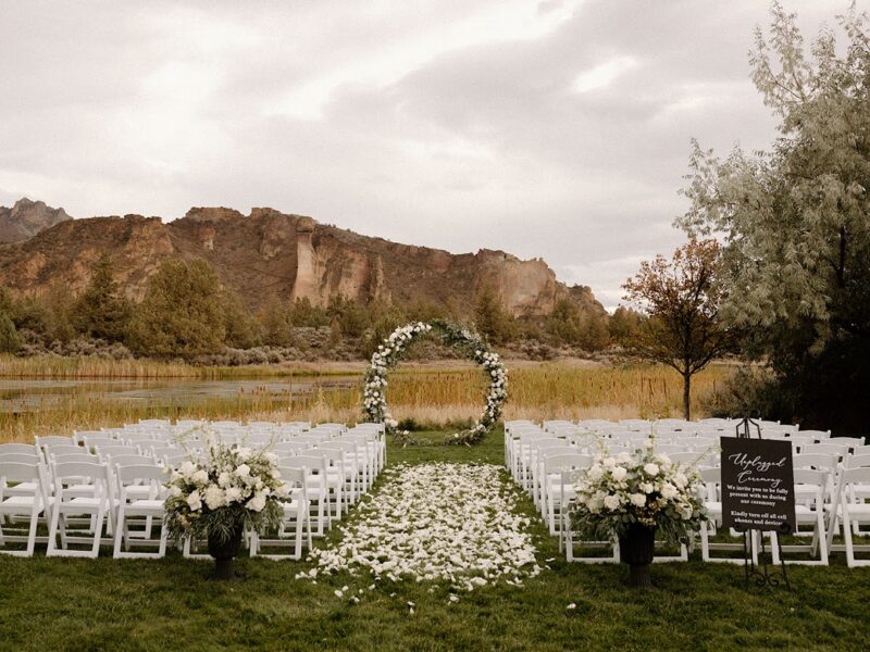 bend-wedding-rentals